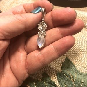 Sanjay 925 Sterling silver with moonstone pendant